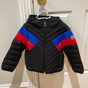 Moncler Boys BANUR GIUBBOTTO size 6 Near new!